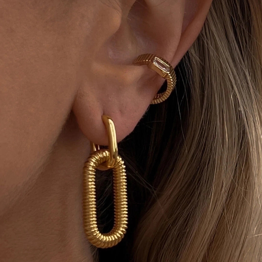 Iunctus Gold Drop Earrings