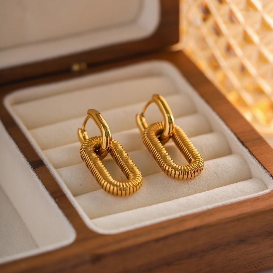 Iunctus Gold Drop Earrings